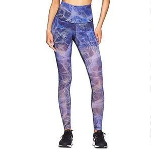 nike recycled Leggings/ shorts